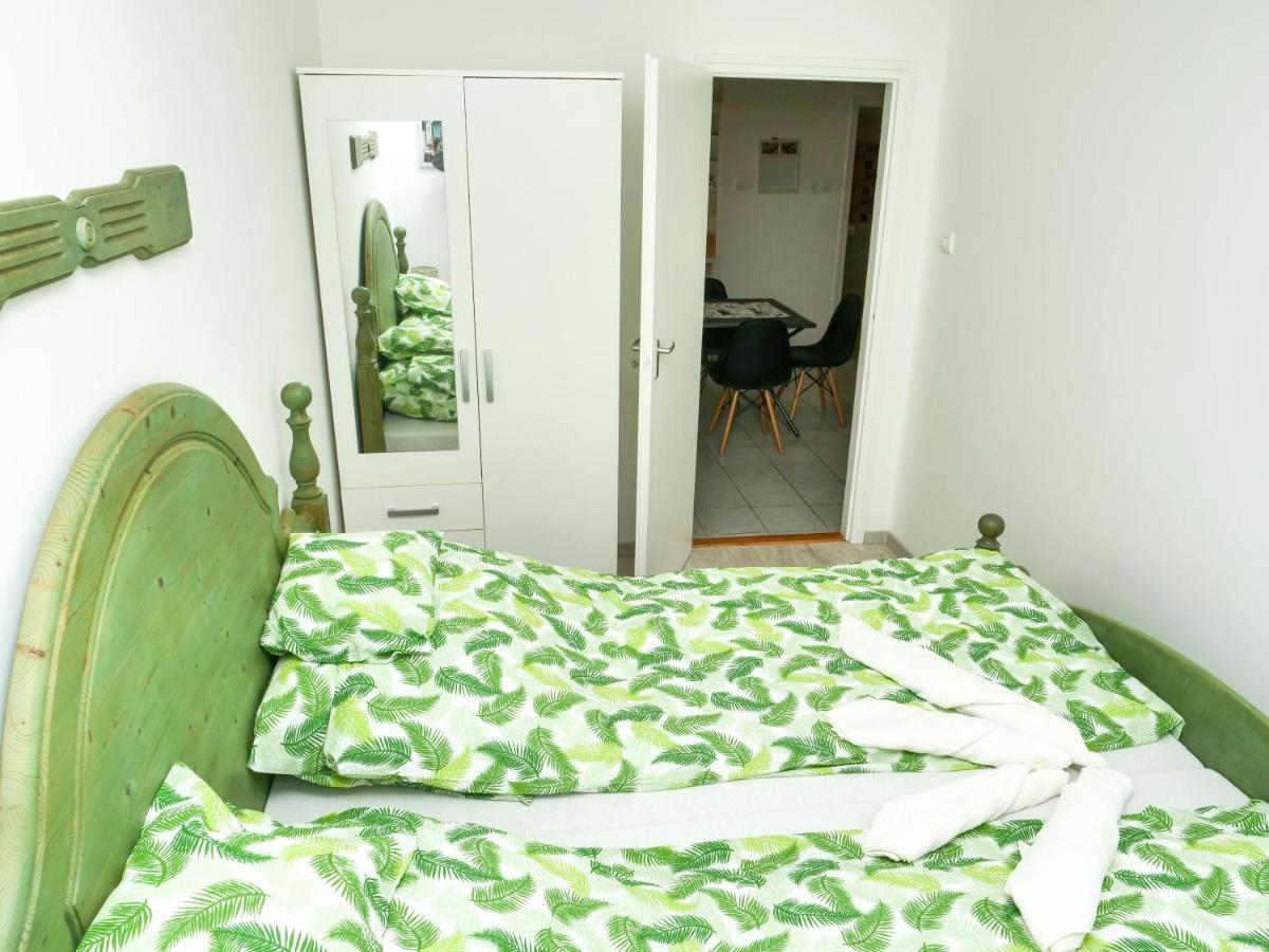 Cseresznyes Apartman Berekfürdő Bagian luar foto