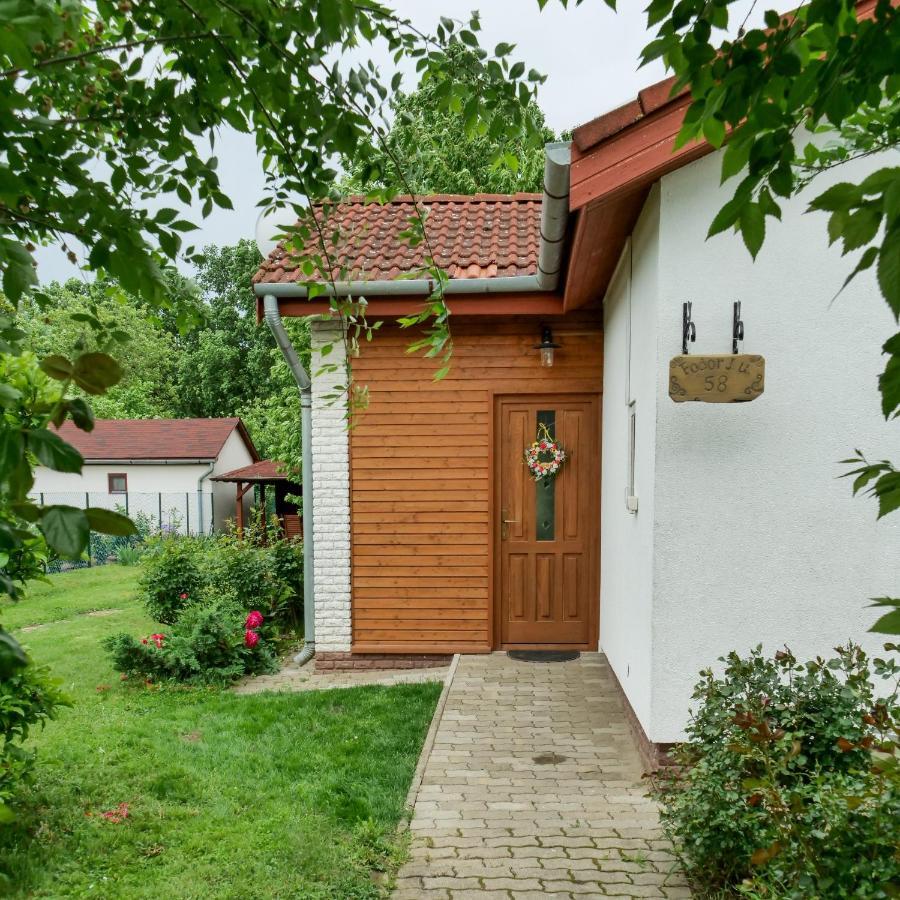 Cseresznyes Apartman Berekfürdő Bagian luar foto