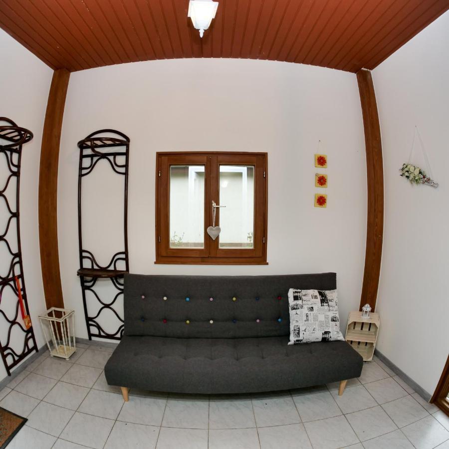 Cseresznyes Apartman Berekfürdő Bagian luar foto